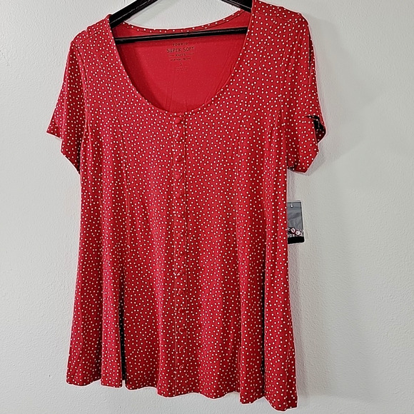 Torrid Women’s Plus 1X Red Polka Dot Super Soft Fit & Flare Top NWT - Picture 2 of 7